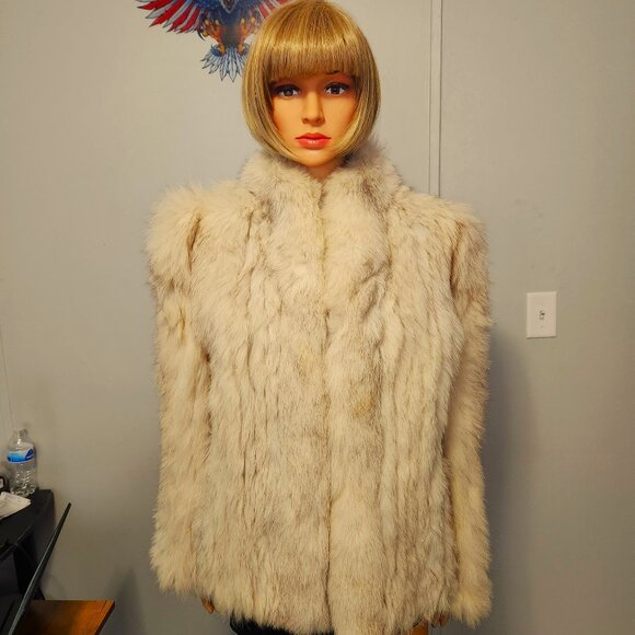 #715 Small fox fur coat - Picture 1 of 4